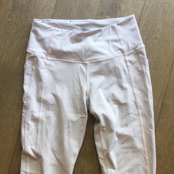 ✨✨Victoria's Secret Sport Knockout Leggings✨✨ - Picture 6 of 6